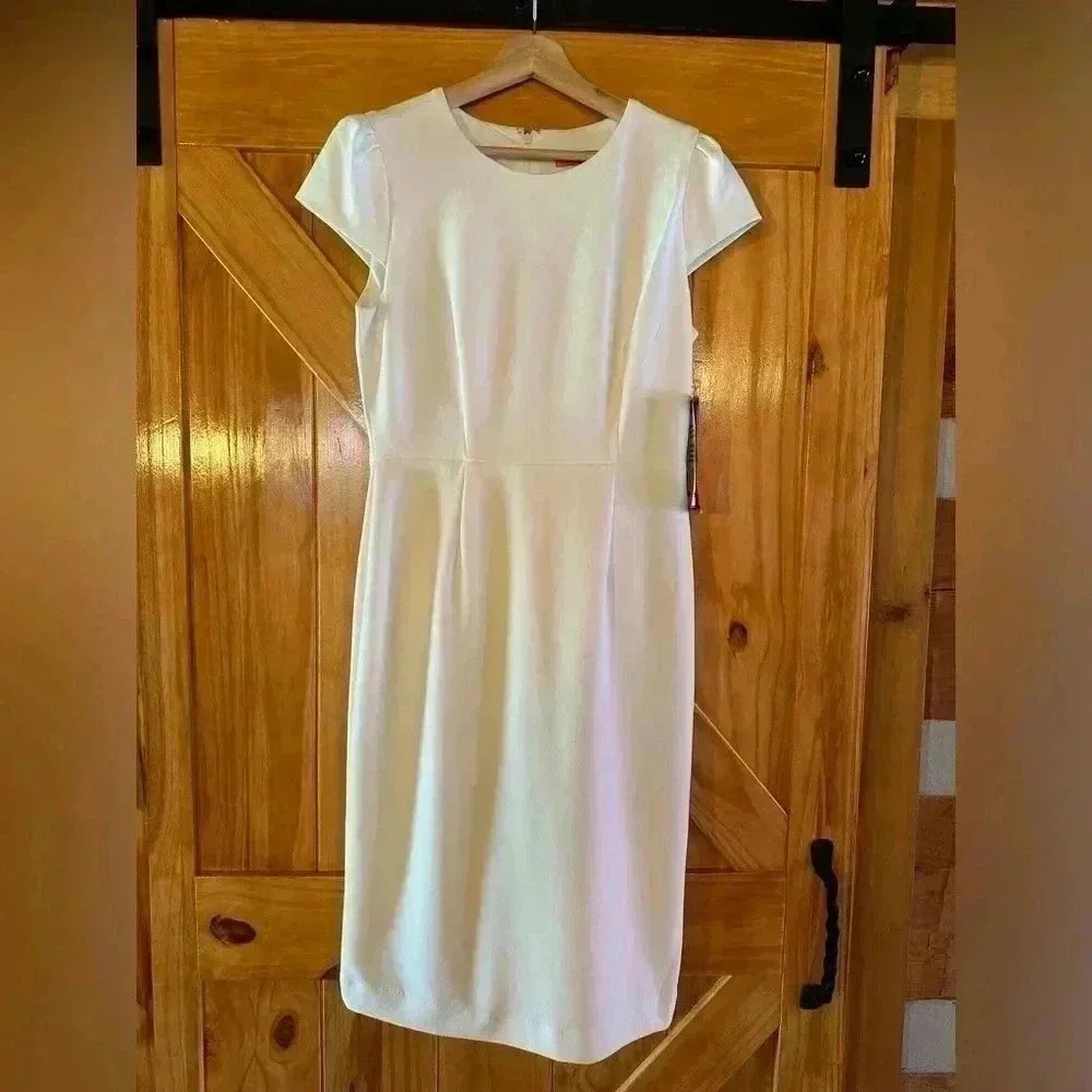 NWT Betsey Johnson White Cap Sleeve Stretch Knee Length Dress Size 6 $98 MSRP